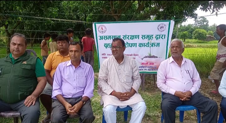 जनकपुरधाम उपमहानगरपालिका वडा नं. २५ बभनागामा मा वृहत वृक्षारोपण कार्यक्रम सम्पन्न