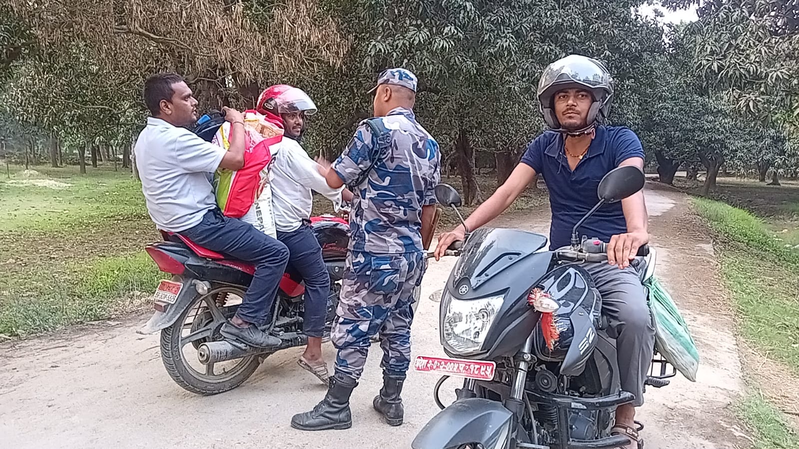 मनरा सिस्वा सीमाक्षेत्रमा कडाइ: दैनिक उपभोगमै समस्या, स्थानीय आक्रोशित